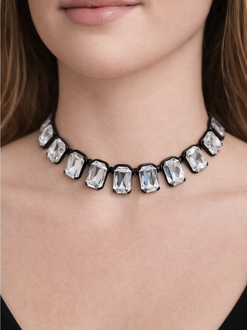 😍SHOW SPECIAL Joe Fresh Black Rectangle Crystal Necklace
